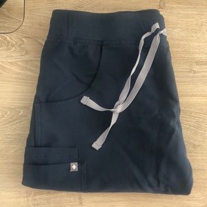 Figs, kade, dark harbor